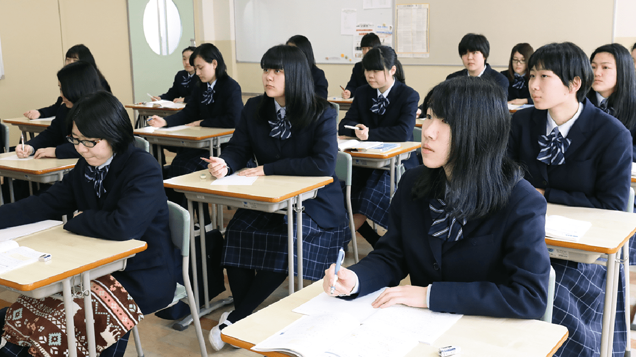 POINT04 集中的に学ぶ！校内学習合宿を実施